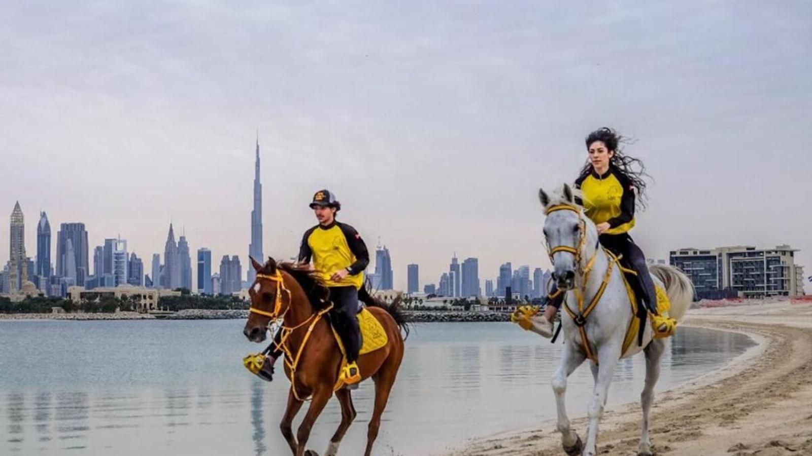 Urban Panda Hostel Marina Dubai Eksteriør bilde